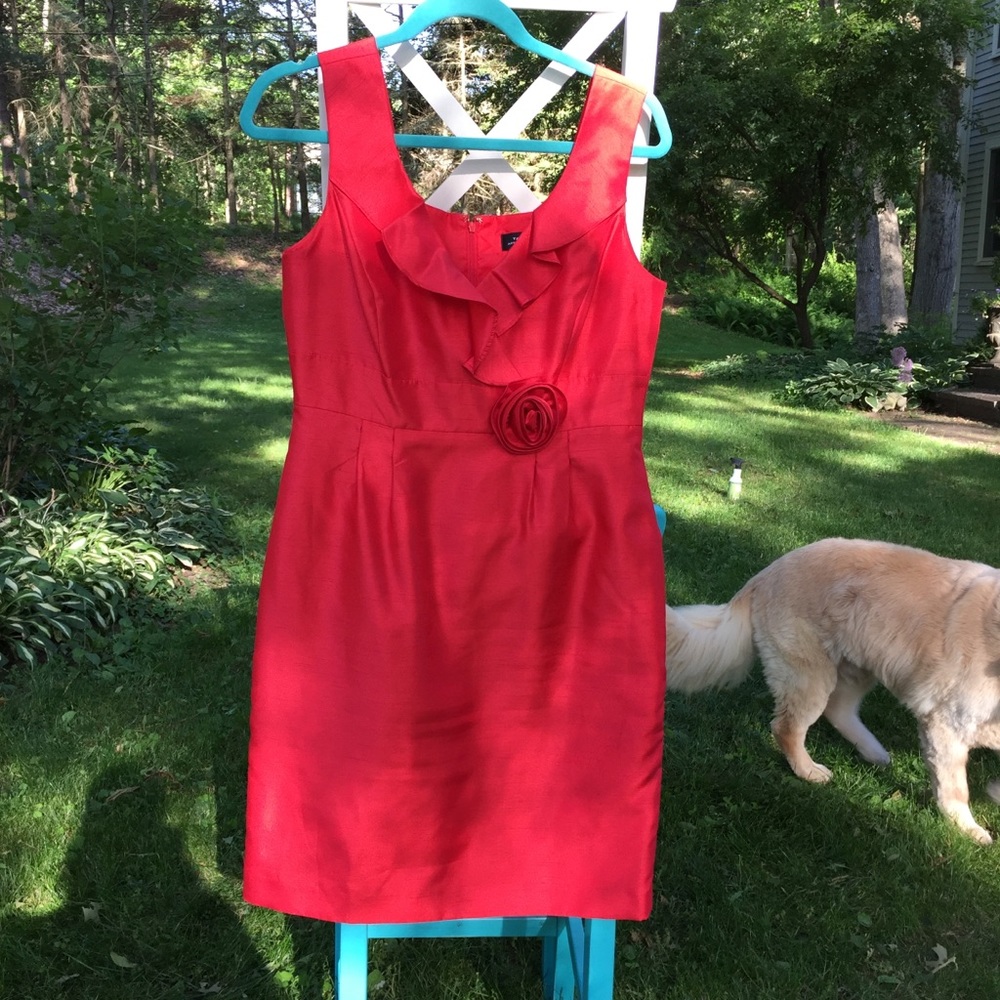 Cocktail dress in coral pinkish red